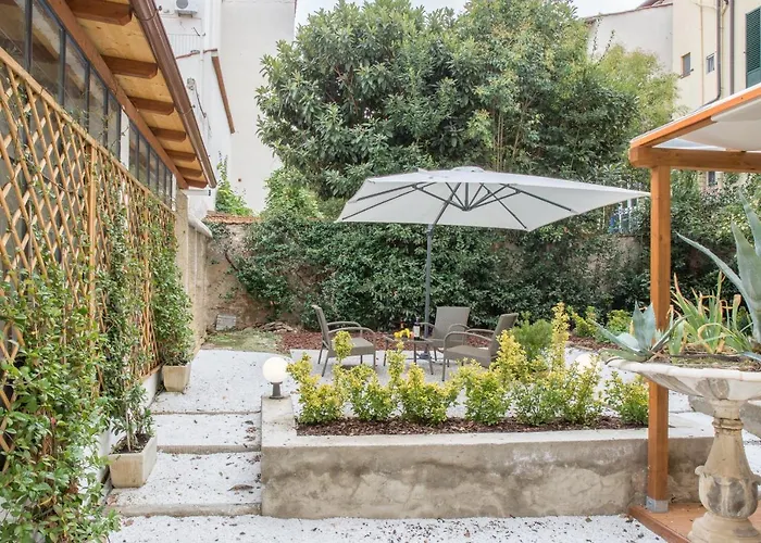 Pilastri Majestic Garden By Mmega * Firenze