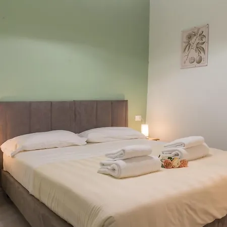 Pilastri Majestic Garden By Mmega Apartment